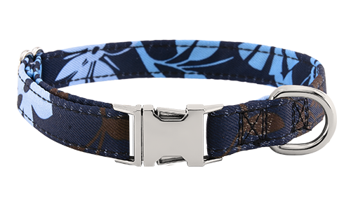 Hundehalsband mit Schnalle Hundehalsband mit Blumenmuster in Blau und verstellbarem Metallverschluss, 27 - 40 cm lang und 2 cm breit, mit D-Ring.