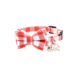 Rot-weiße karierte Katzenhalsband mit Schleife, Glöckchen und Herz-'Liebe' Charm, verstellbar für Komfort.