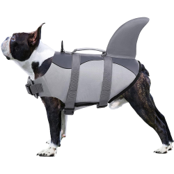 Hai-themed Hundeschwimmweste mit sicheren Riemen, für Sicherheit und Auftrieb. Geeignet für verschiedene Hundetypen.